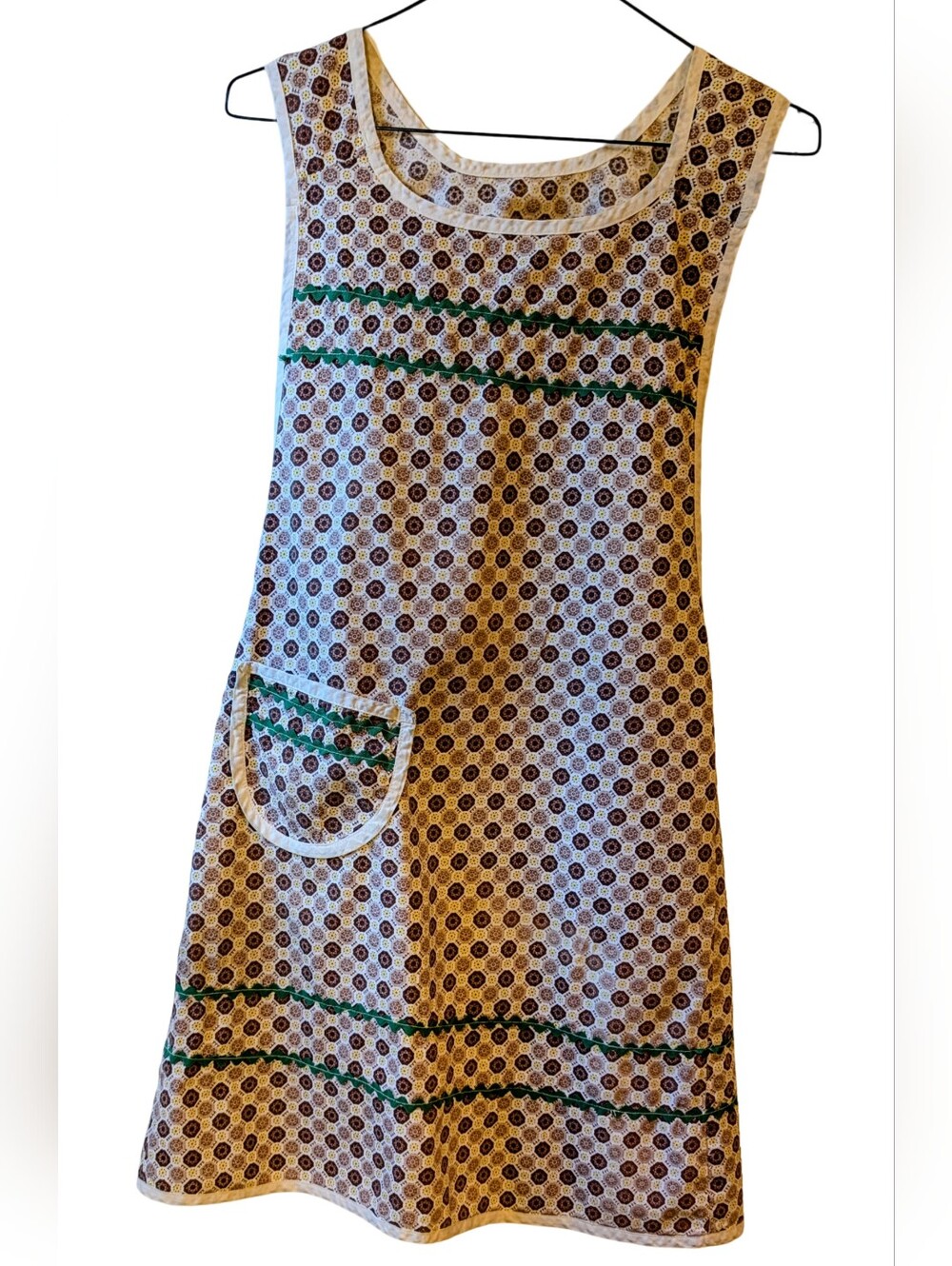 Handmade Vintage Apron Full Body Calico Rick Rack Grandma Baking Cooking